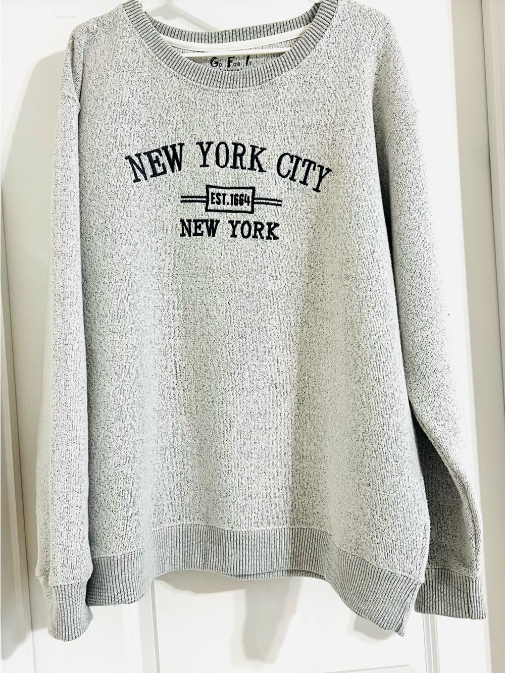 GAP Light Gray NEW YORK CITY Crewneck Sweater
